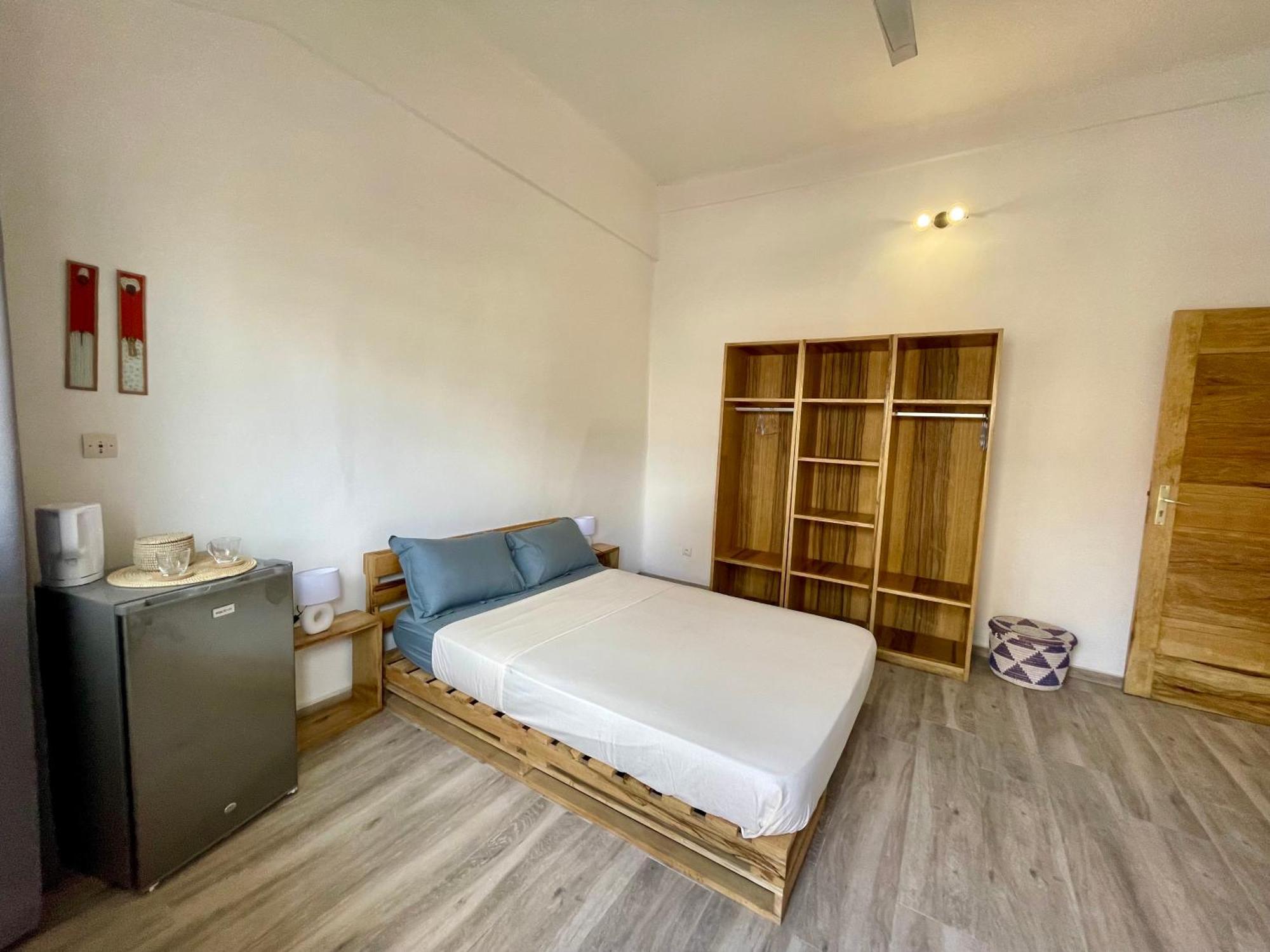 Hotel Keur Teranga Dakar Extérieur photo